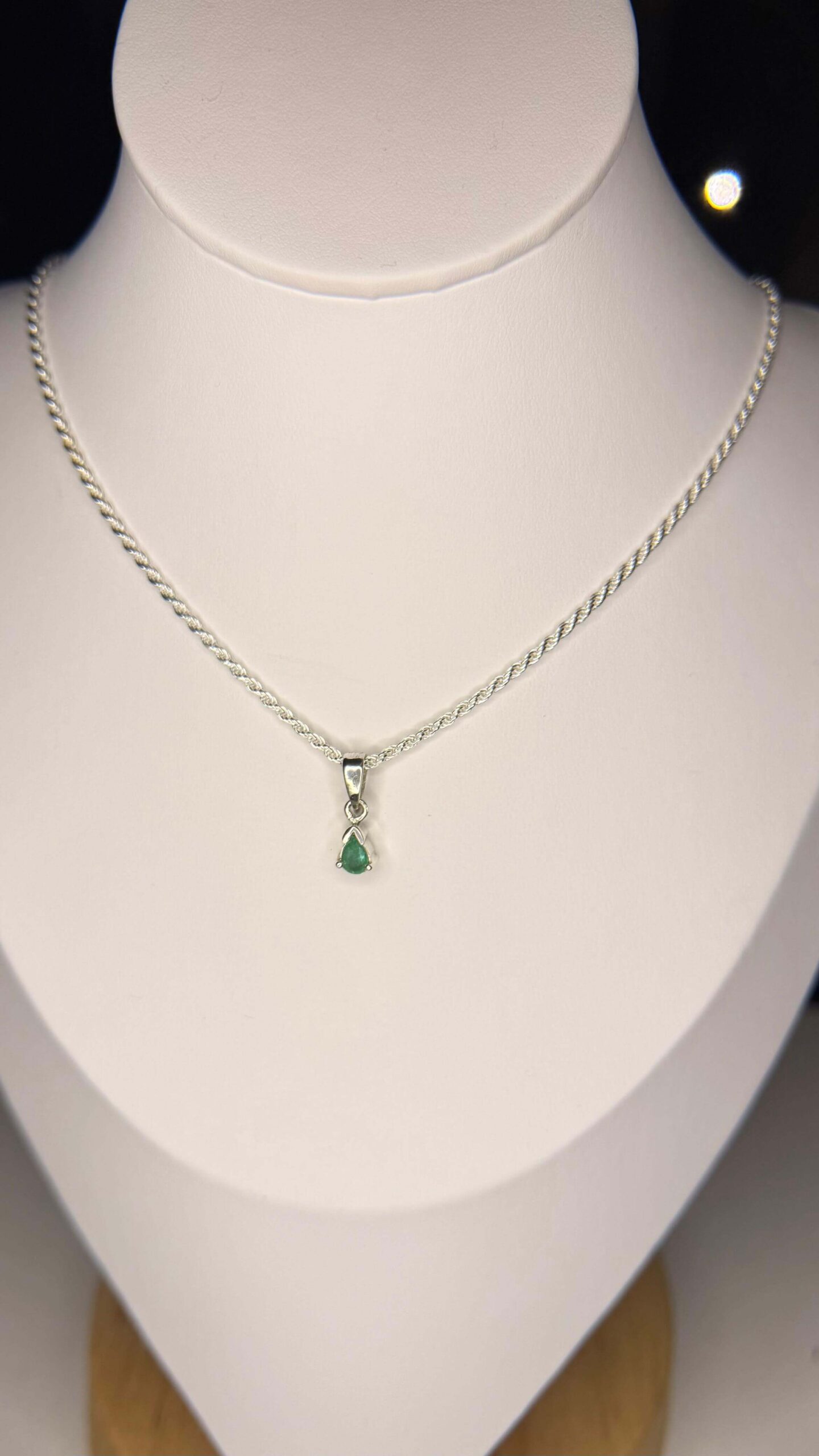 Collar de Esmeralda Pera Ref 263002 - Imagen 3
